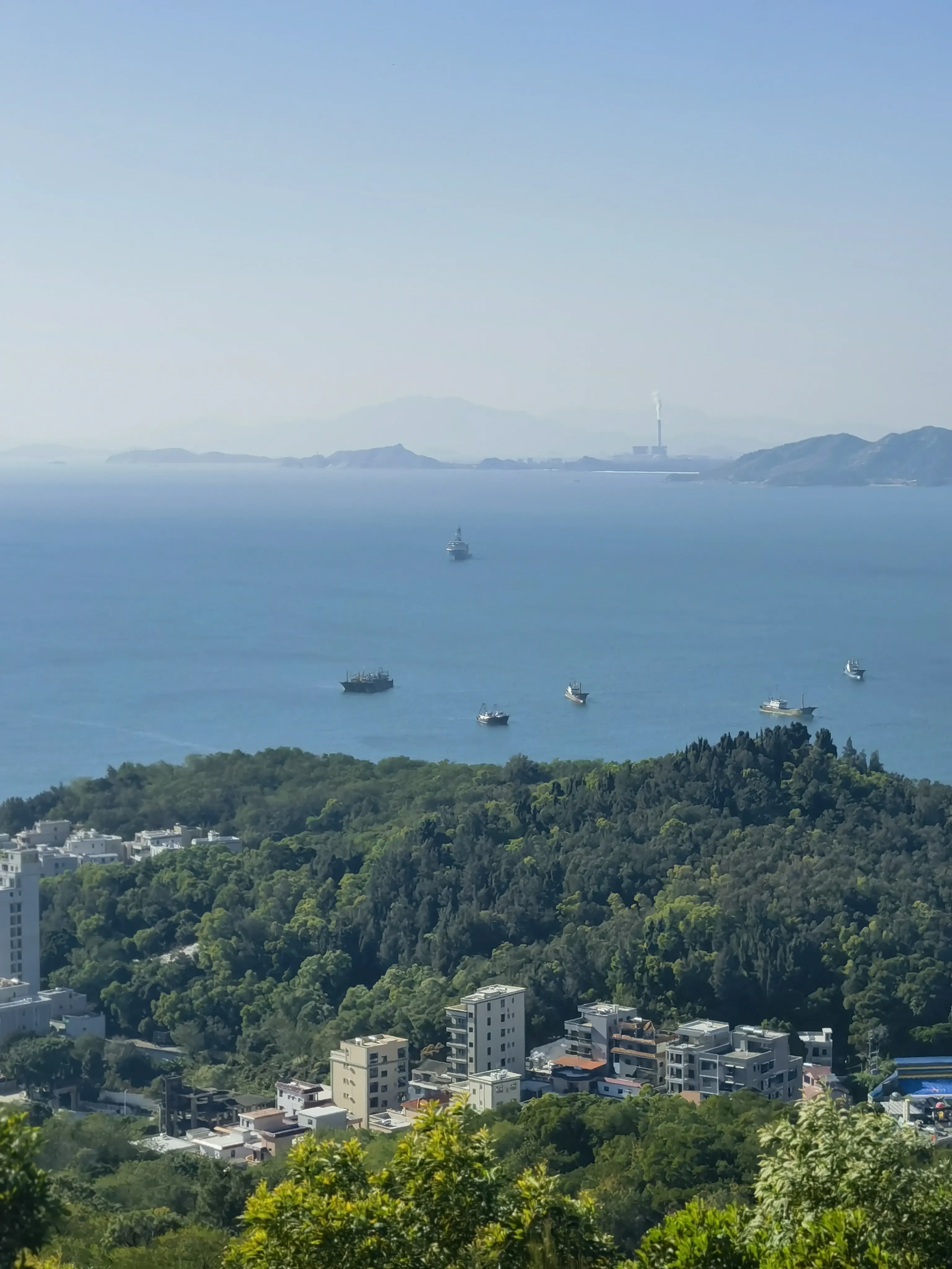 惠州大星山海岸线徒步攻略 | 穿越巨石阵·双月湾观景·原始海岸线探险