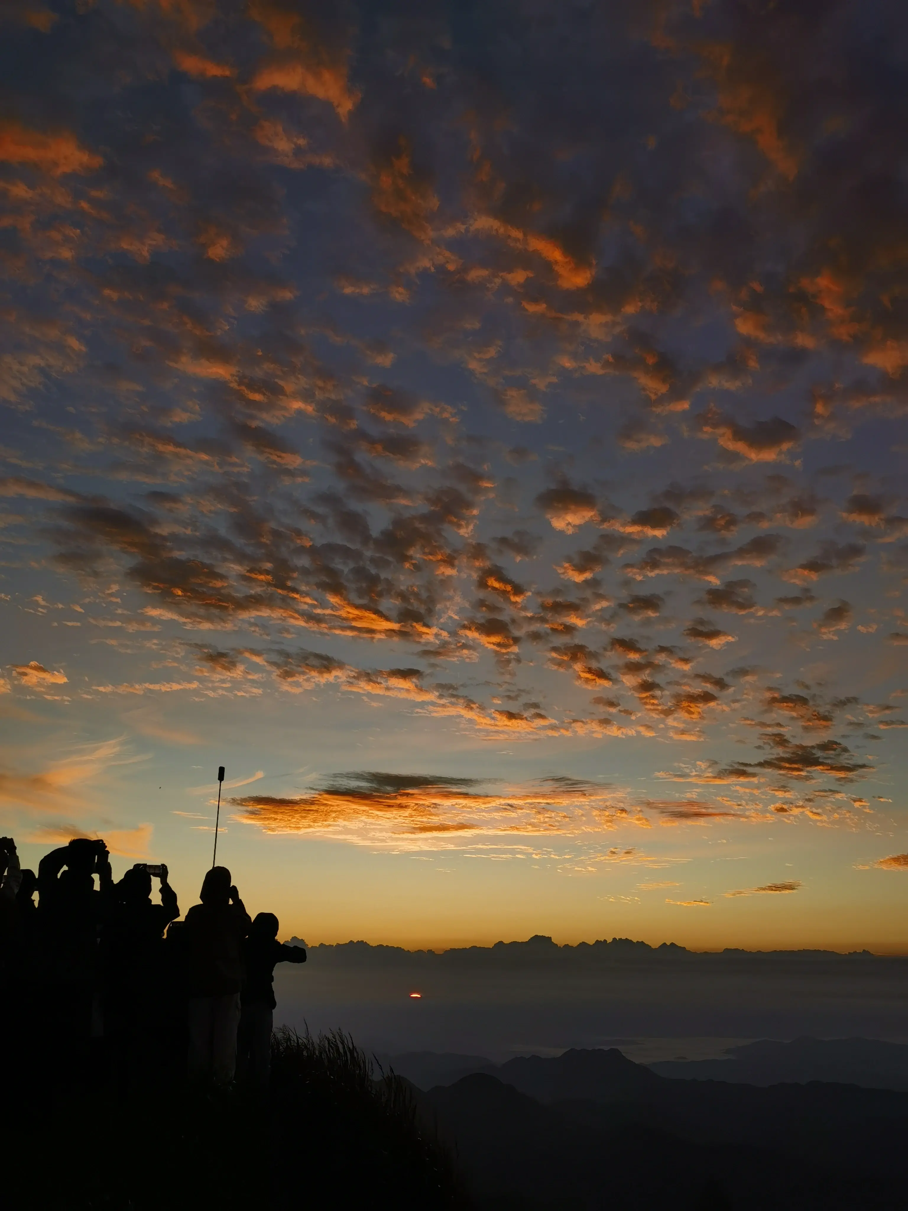 齐云山徒步攻略｜赣南之巅 云海星空 18.5km 高山草甸进阶路线