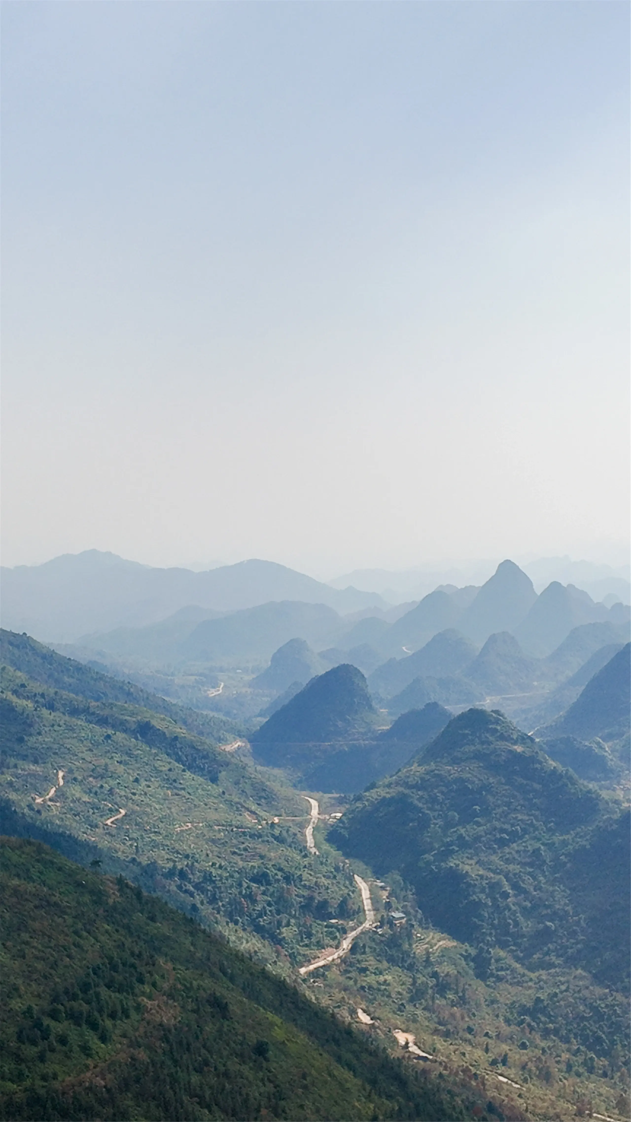 清远莫六公山徒步全攻略 | 行走广东最美山脊线，俯瞰千座峰林